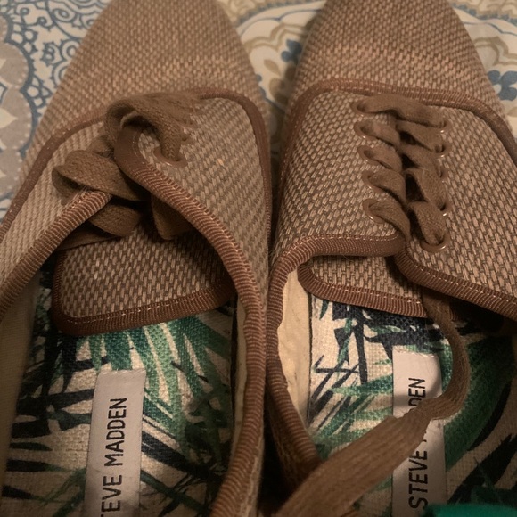Men’s Steve Madden Casual Shoes - Picture 4 of 5